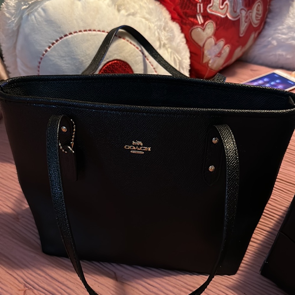 COPY - Coach mini tote - Picture 2 of 9